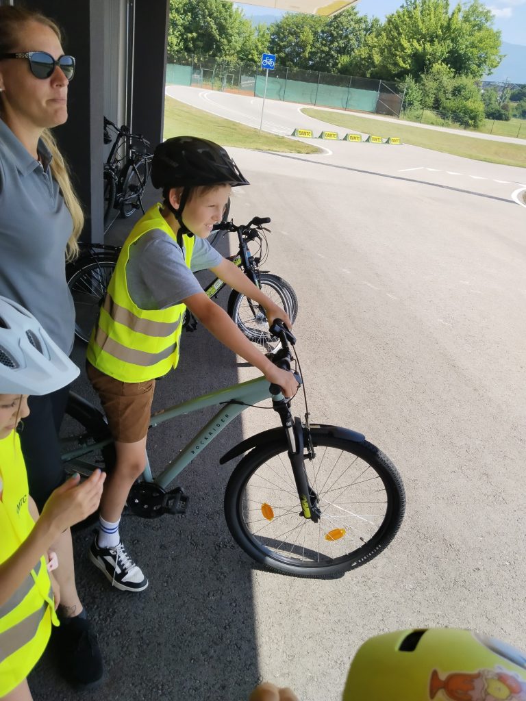 202506-fahrradprüfung-4ab