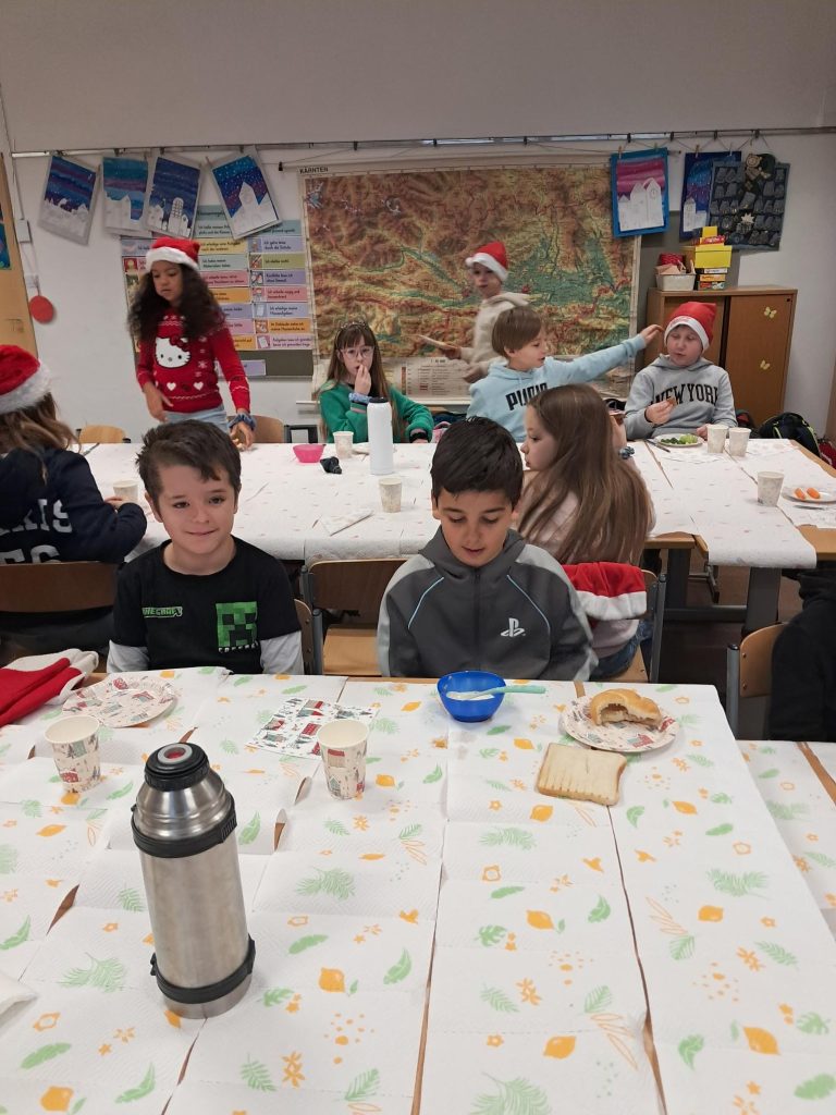 202512-4a-weihnachtsfrühstück